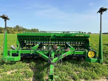 Main image John Deere 750